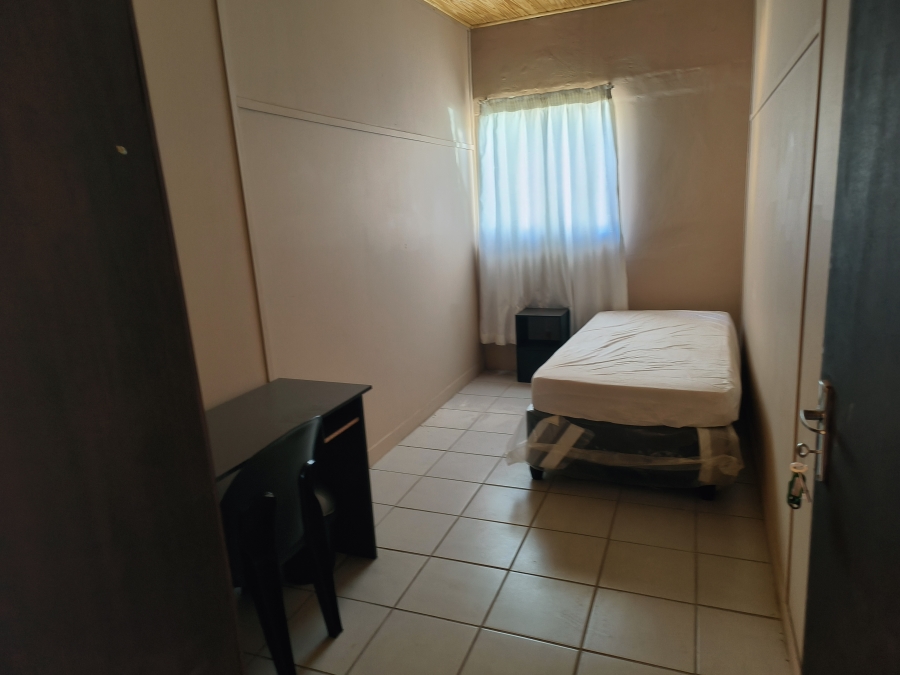 23 Bedroom Property for Sale in Kannoniers Park North West
